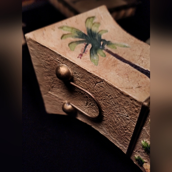 Vint/Mint 8pc Etched Palm Tree w/gold trim + name brand + heavy in weight - Picture 7 of 13